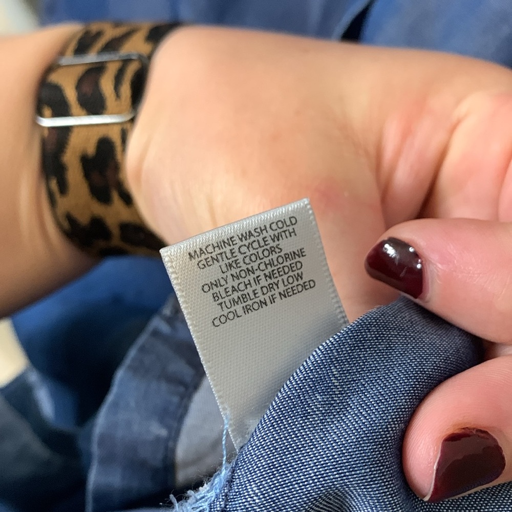 Christopher And Banks Chambray Button Up Size Lar… - image 5